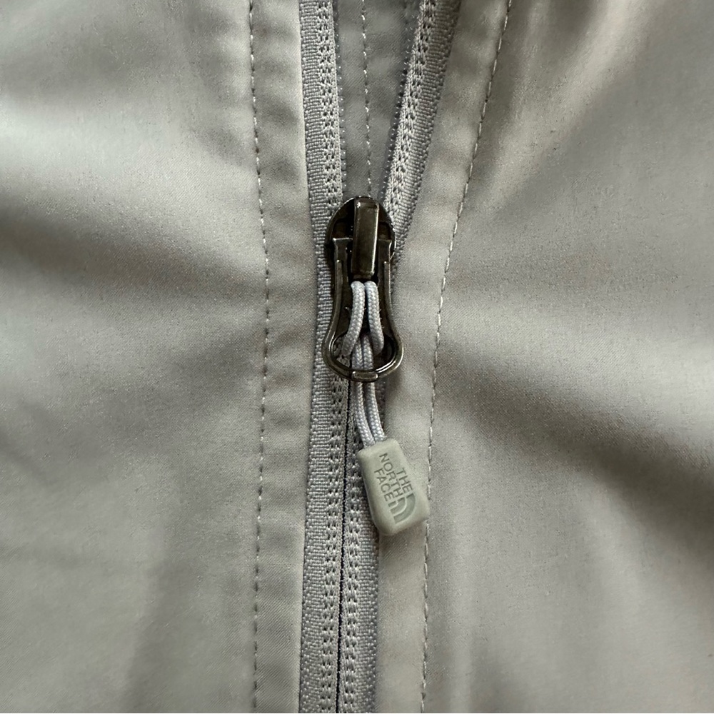 The North Face Women's Parkslope Jacket, High Rise Grey - CP5C size medium - Picture 2 of 12